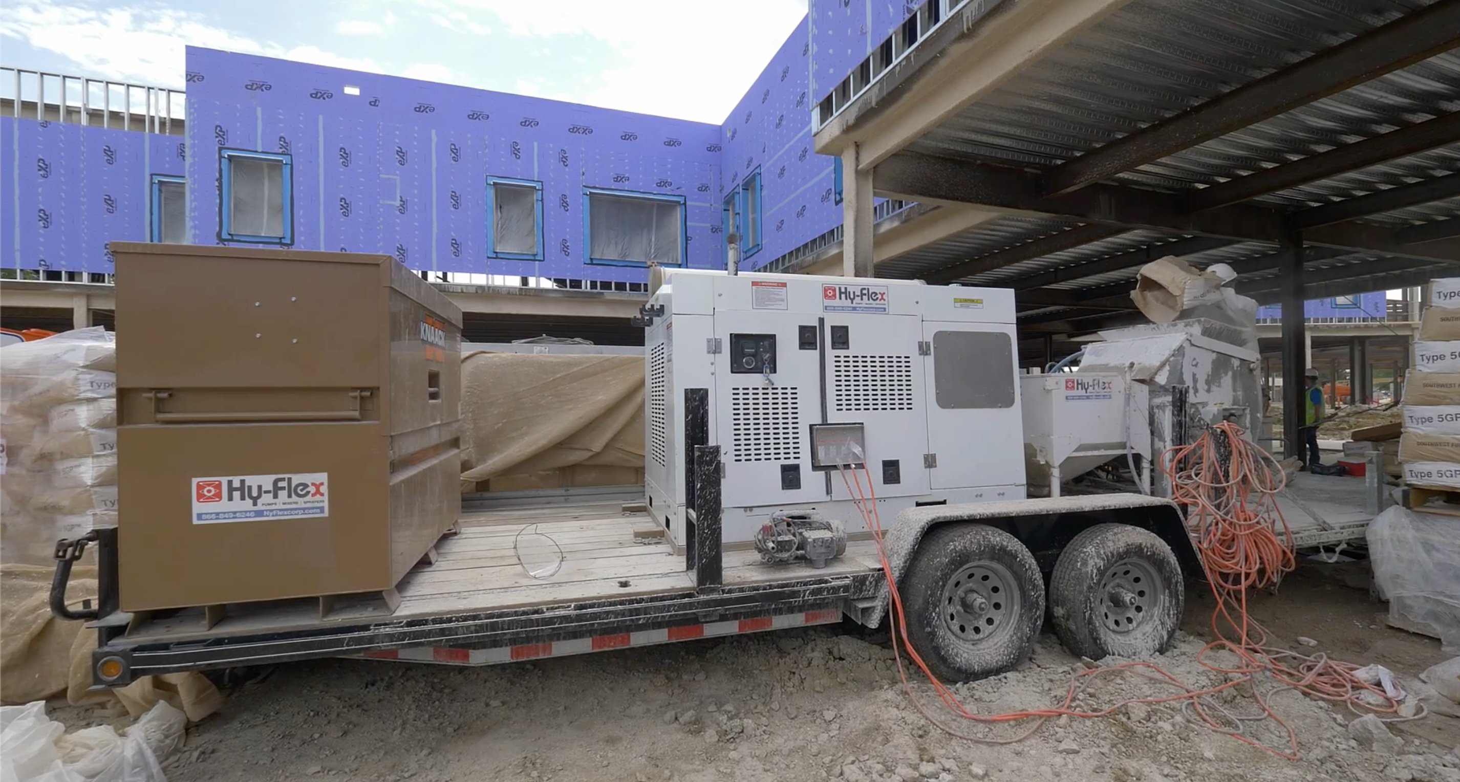 MobileMax Pump and Mixer on the Jobsite